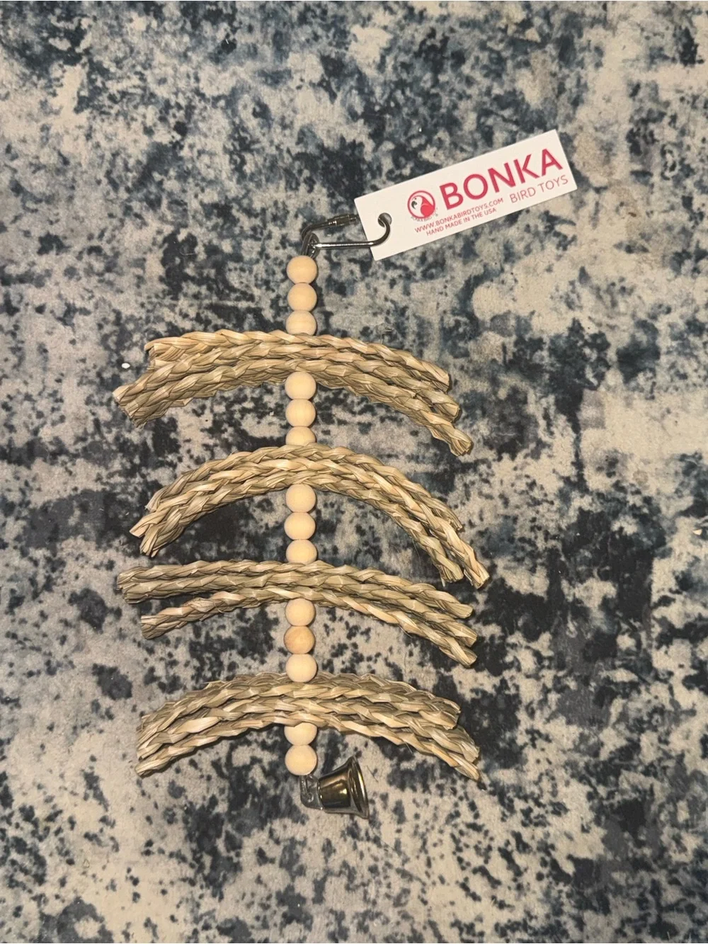 Bonka Bird Toys Palm Tree Natural Seagrass Parrot Shredding Toy Bell NWT
